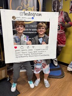 Customer's pulling the Kon Knueppel – 2025/26 Topps Chrome Radiating Rookies SSP